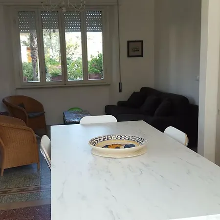 Villino Piera, 250 M Dal Mare *