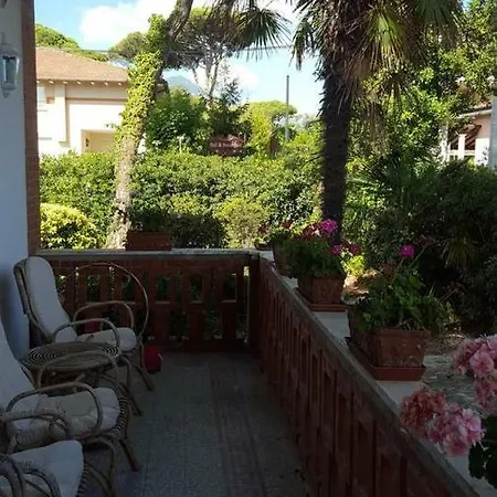 Tatil Evi Villino Piera, 250 M Dal Mare Marina di Pietrasanta