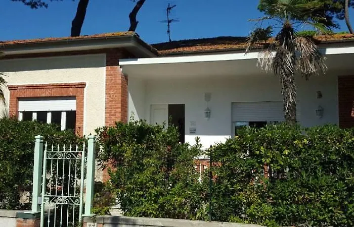 Villino Piera, 250 M Dal Mare בית נופש